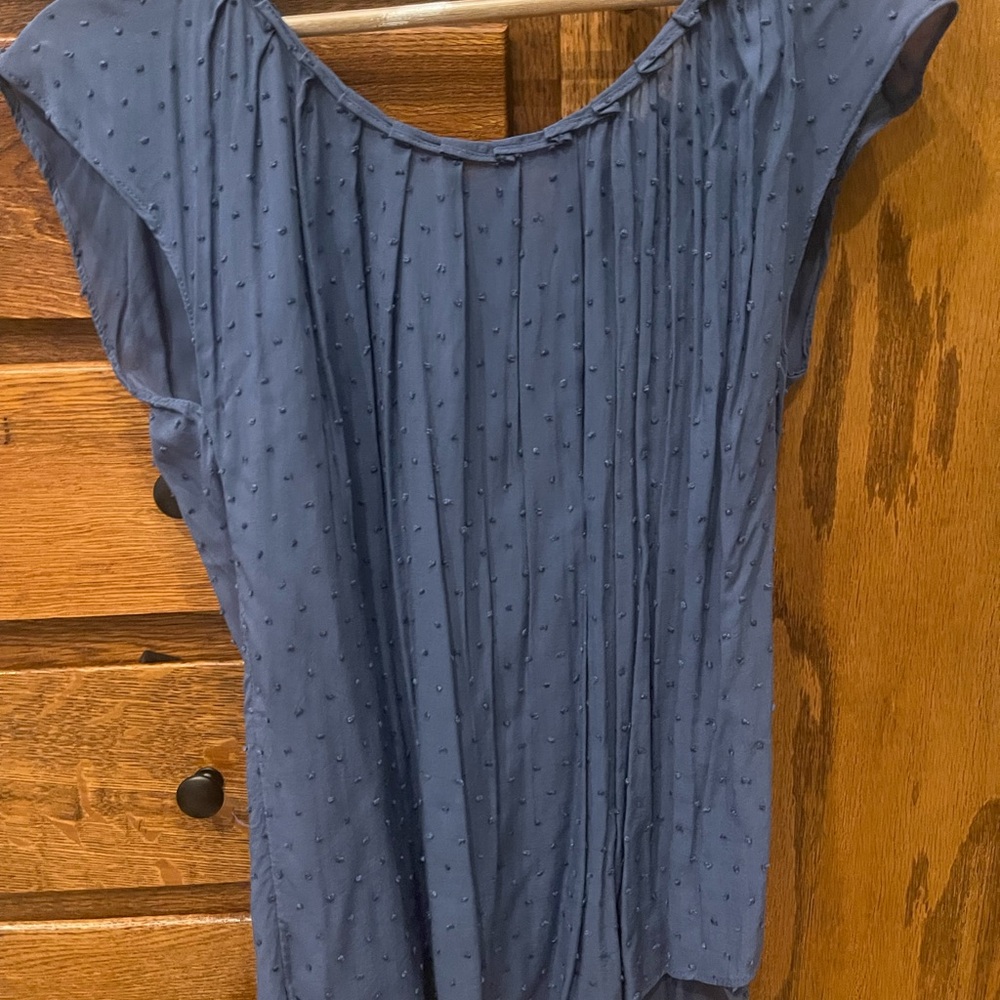 LC Lauren Conrad Blue Pleated Cap Sleeve Blouse